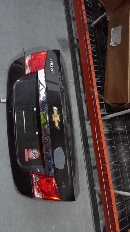 2014 Chevrolet Cruze Black Deck Lid OEM 20903513, 95127928, 95213160