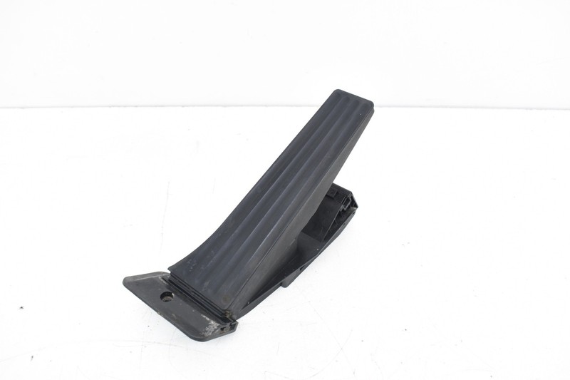 2010 BMW 328xi E90 Automatic Accelerator Gas Throttle Pedal OEM KW80