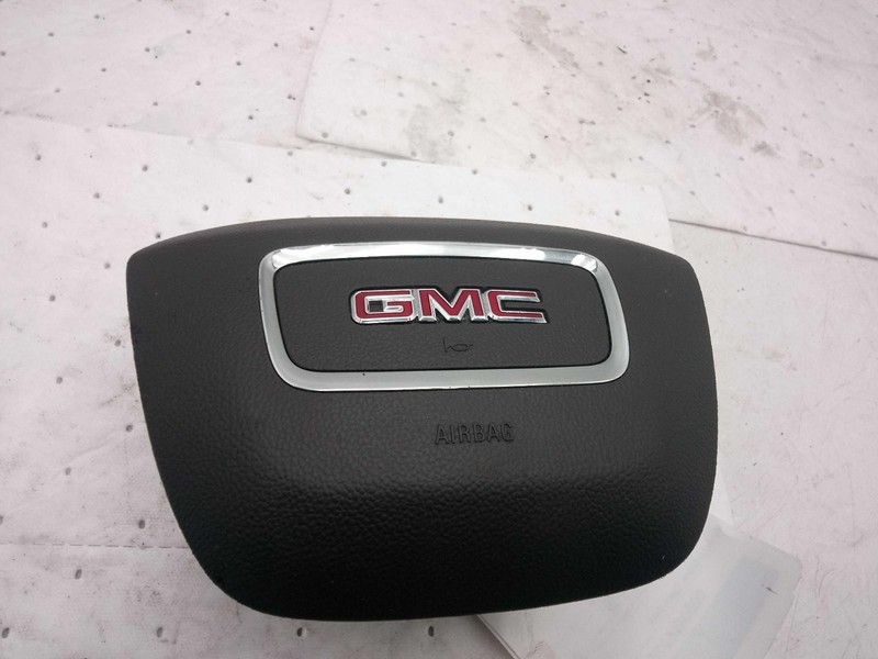 Used Steering Wheel Air Bag fits: 2019 Gmc Acadia driver wheel SLE w/o All Terra
