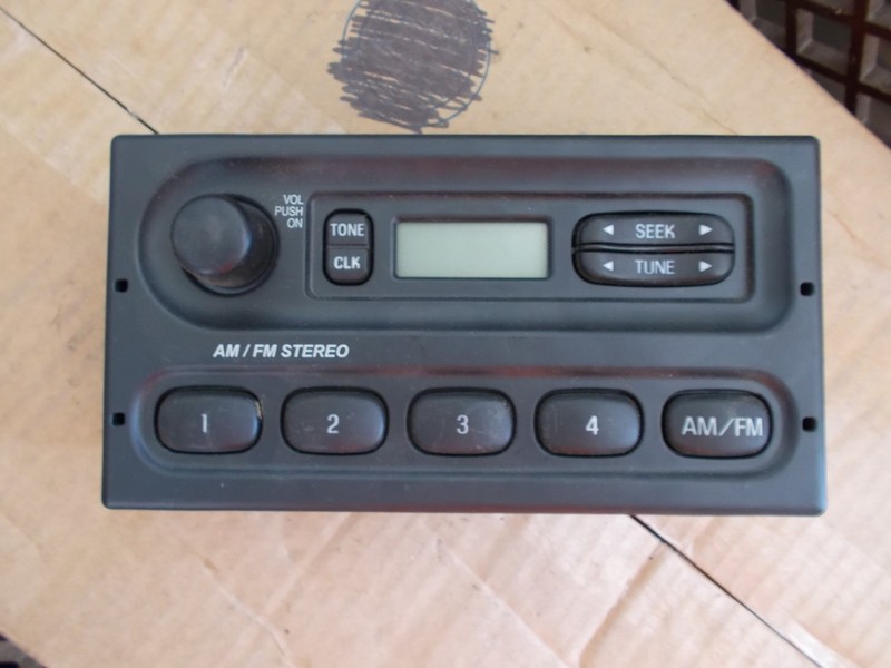 Ford 6W7T-19B131-AA Vintage AM/FM Stereo Receiver *FREE SHIPPING*