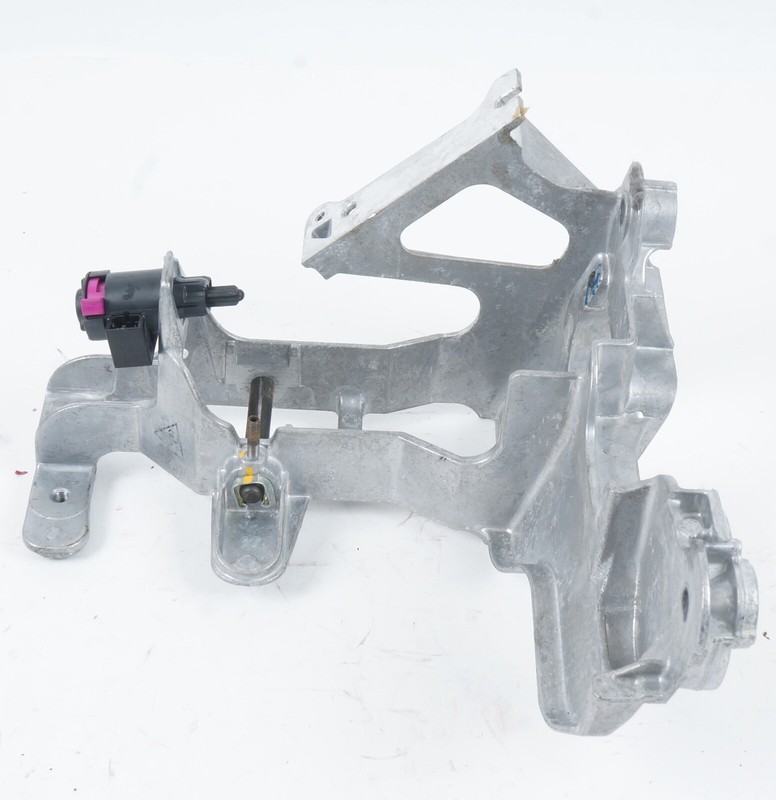 2010 - 2020 Bentley Mulsanne Brake Pedal Bracket Mount Assembly