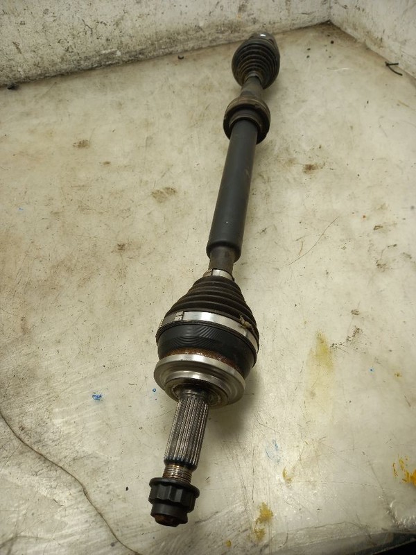 16 17 18 19 TOYOTA PRIUS L FRONT PASSENGER RIGHT AXLE VIN FU