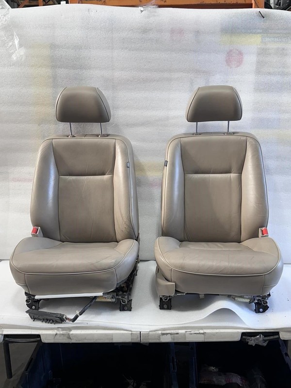 2000-2003 ACURA RL DRIVER PASSENGER FRONT SEATS BEIGE LEATHER