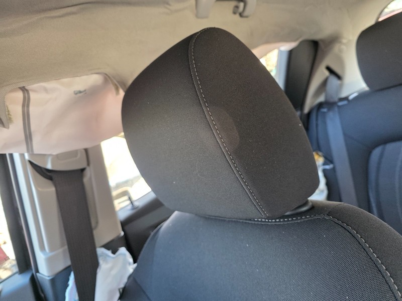 OEM 2012-2016 Chevrolet Sonic Front Left Right Head Rest Headrest Black Cloth