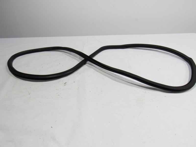 20-23 Mercedes GLE 53 C167 2021 Rear Right Door Weatherstrip Seal Rubber ;:M