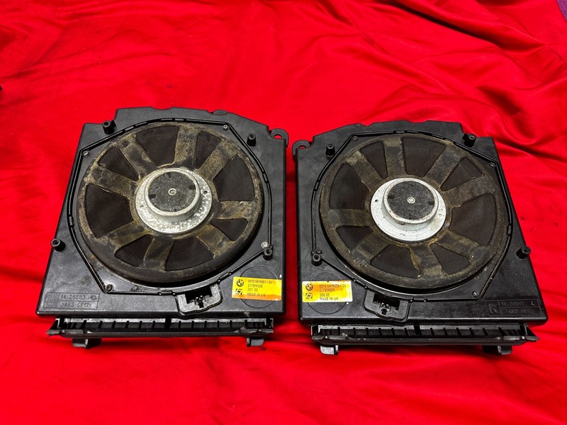 BMW E60 E63 E64 5/6 Series Left & Right Central Bass Subwoofer Speaker Set! OEM✅