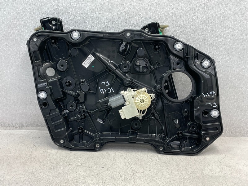 2021-2024 BMW M3 G80 Front Left Driver Door Window Regulator Motor 1614 OEM