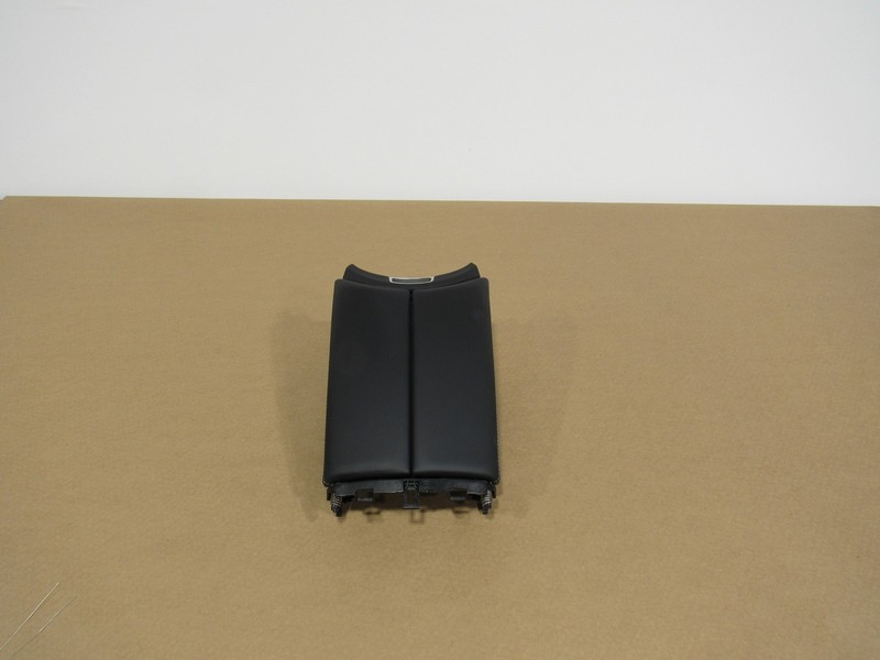 18-21 Mercedes GT 63 X290 2019 Center Console Armrest Arm Rest ;:A