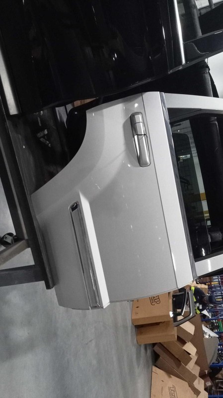 2008 Jeep Grand Cherokee Right Rear Door Silver OEM 267781 149K Miles