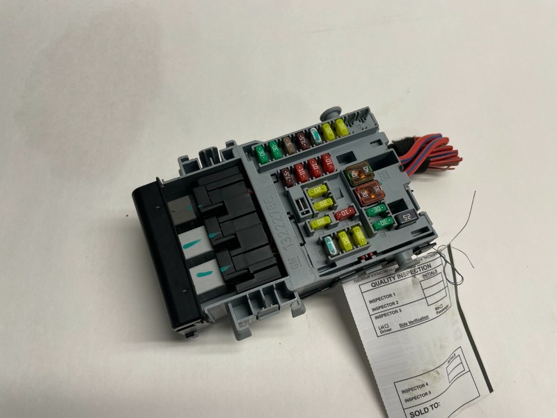 2013 BUICK VERANO INTERIOR CABIN FUSE BOX PANEL 13222786