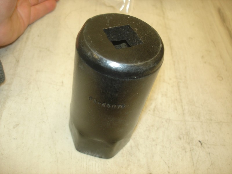 Polaris crankshaft retaining nut removal pa-46076 tool OEM used