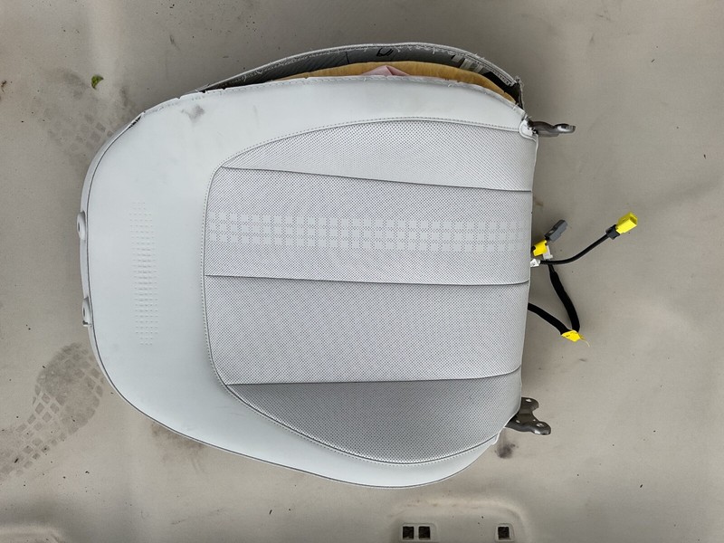 2022 - 2023 HYUNDAI IONIQ 5 FRONT LEFT SIDE DRIVER SEAT UPPER CUSHION OEM