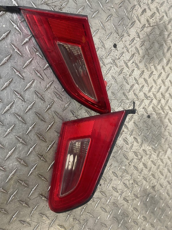 2009-2012 Infiniti G37 Inner Tail Lights Oem Tested