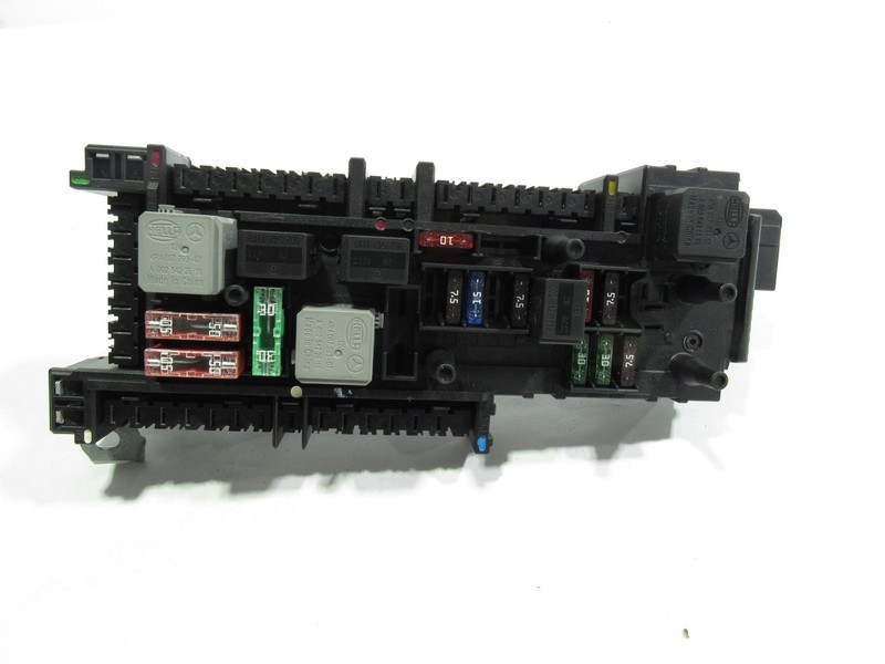 13-19 Mercedes SL550 R231 2013 Rear Fuse Relay Junction Box ;
