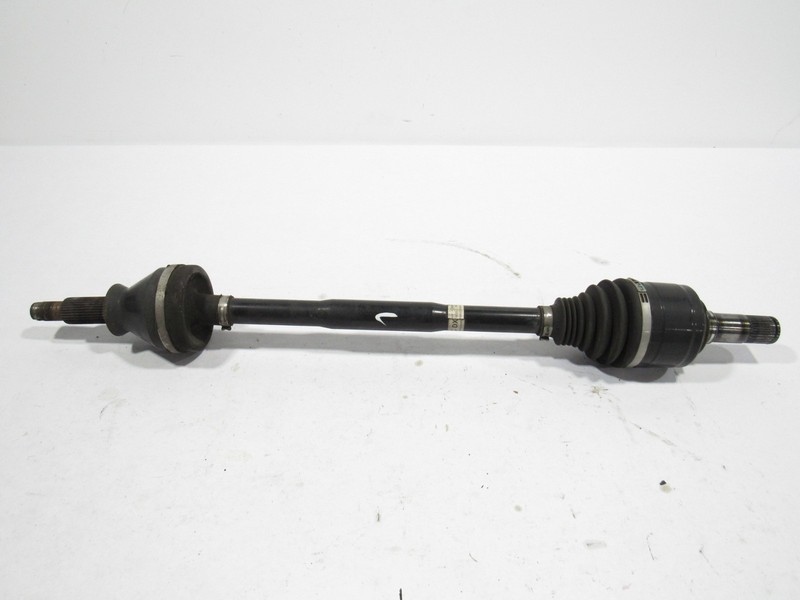 14-19 Maserati Quattroporte 2016 3.8L RWD Rear Right Suspension Axle Shaft ;:A
