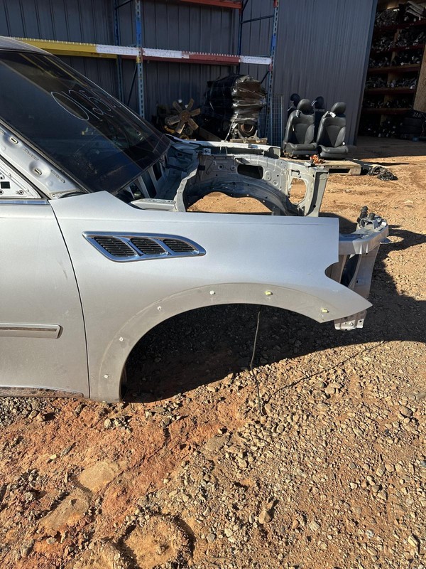 2011-2013 INFINITI QX56 FRONT RIGHT PASSENGER FENDER SHELL PANEL GRAY K23 OEM