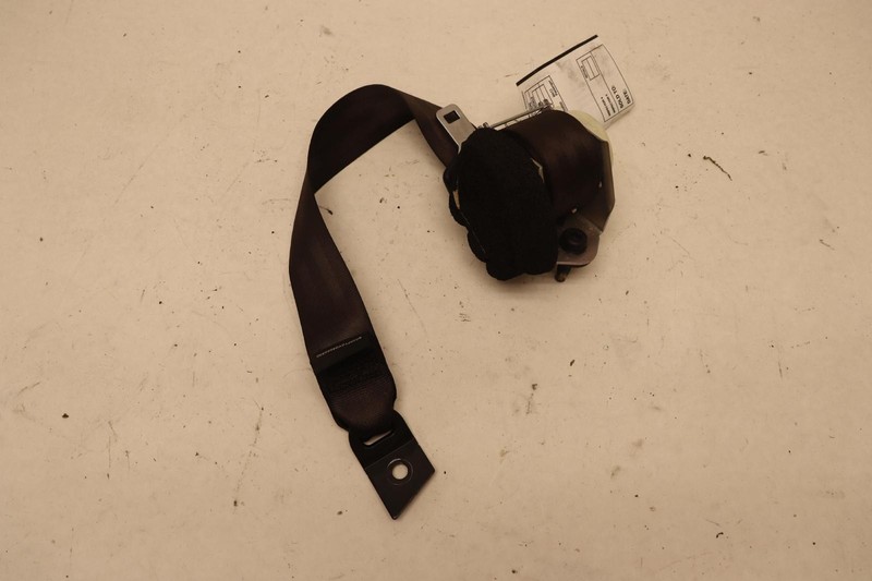 2010-2013 JAGUAR XJ REAR SECOND ROW RIGHT SIDE SEAT BELT OEM