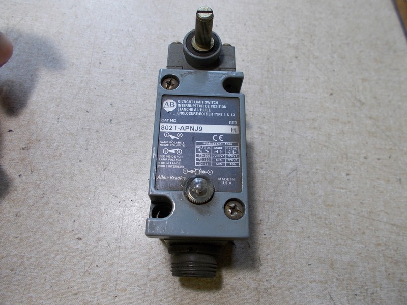 Allen Bradley 802T-APNJ9 Ser. H Limit Switch *FREE SHIPPING*