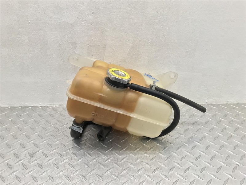 2005-2007 JEEP LIBERTY 3.7L COOLANT RESERVOIR OEM 671-00295