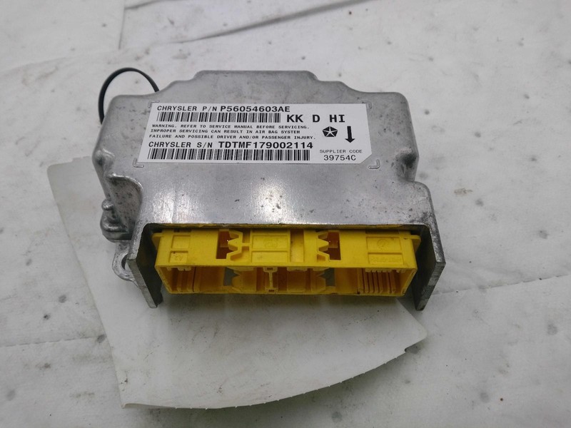 Used Air Bag Module fits: 2010 Jeep Liberty Air Bag occupant restraint below cen