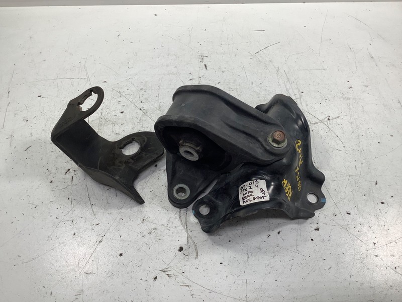 09-013 Acura TSX 2.4L AUTO Rear Motor Mounting OEM