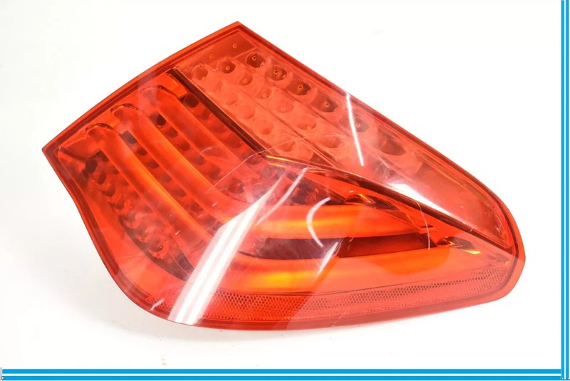 09-12 BMW F01 F02 740Li 750i Rear Right Passenger Side Outer Tail Light Lamp OEM