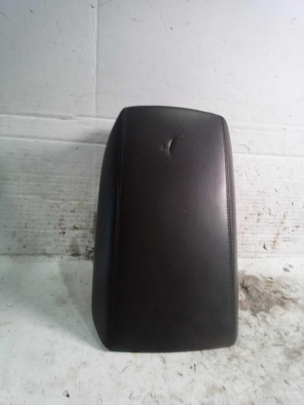 2019 Lincoln Nautilus Center Console Grey OEM Used, 90k Miles, Warranty