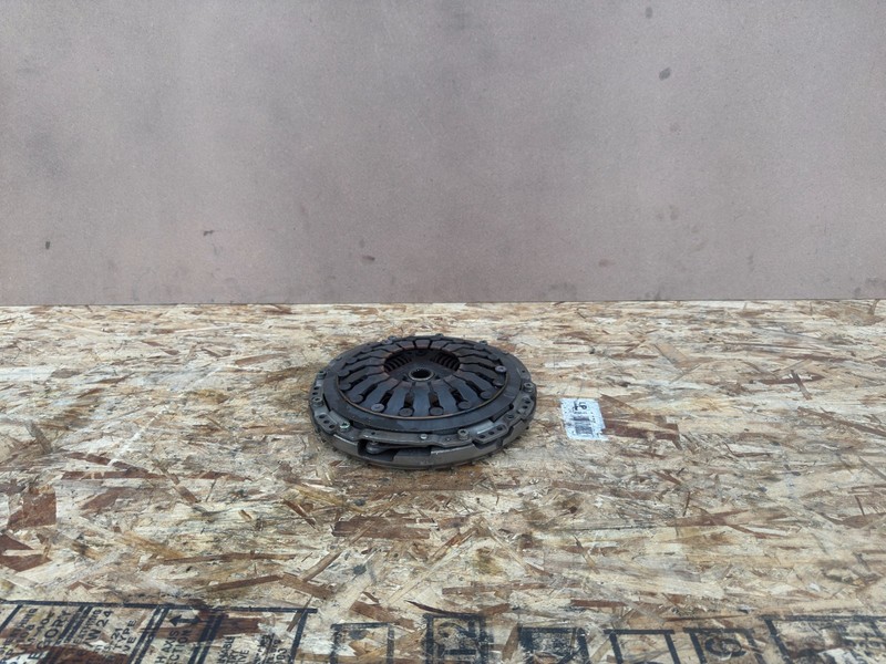 INFINITI Q50 HYBRID 14-21 OEM TRANSMISSION FLYWHEEL FLEX PLATE CLUTCH 3.5L