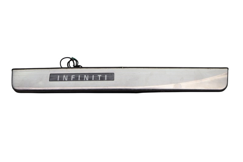 11-17 Infiniti QX56 QX80 Front Right Side Door Sill Scuff Plate Illuminated OEM