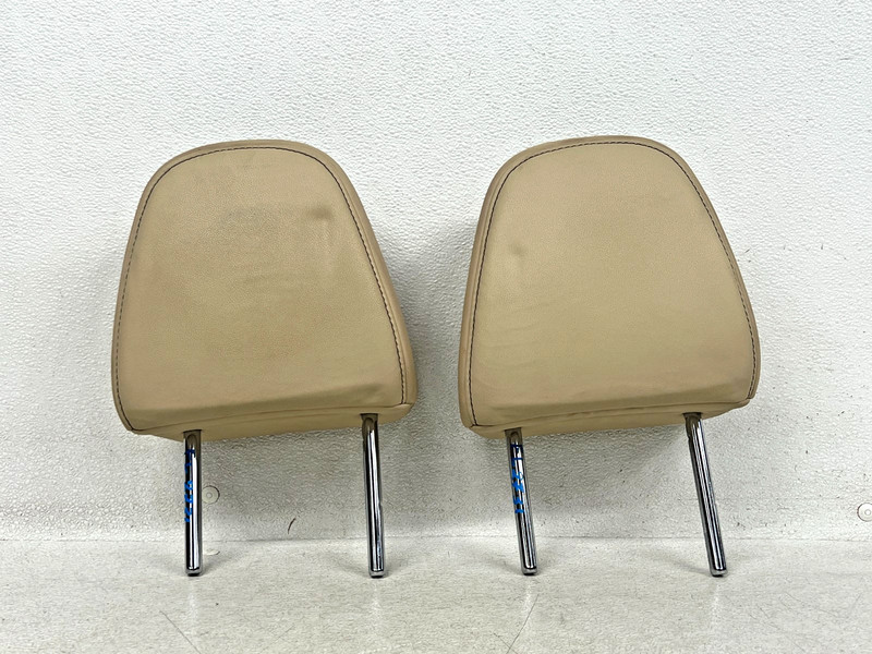 ⭐14-21 LEXUS IS250 IS350 FRONT LEFT & RIGHT SEAT HEADREST HEAD REST OEM LOT2731