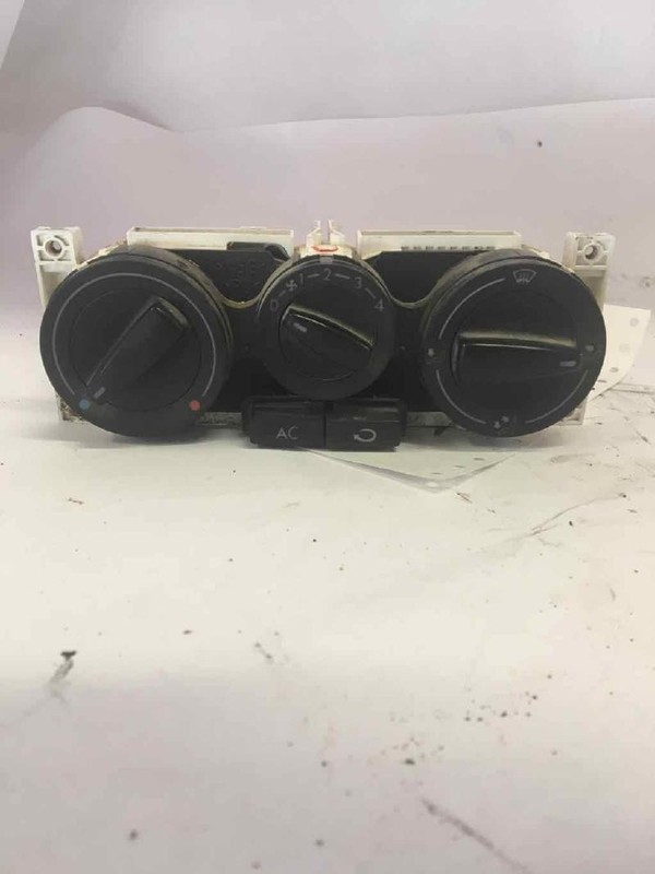 Heater A/c Control VW PASSAT 98 99 00 01 02 03 04 05
