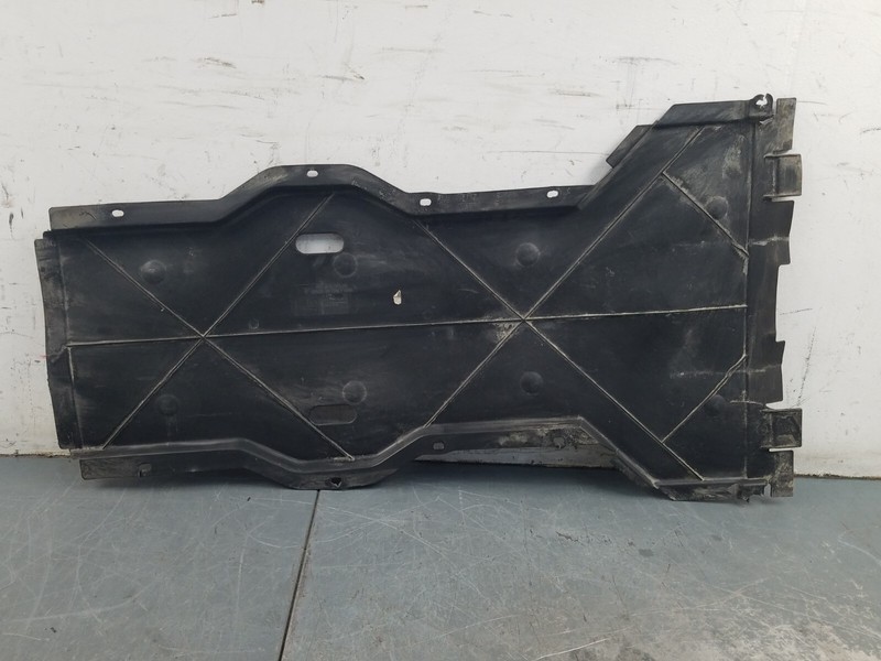 2006 Porsche 911 997 Carrera S Center Under Body Panel - Damage #0828 J2