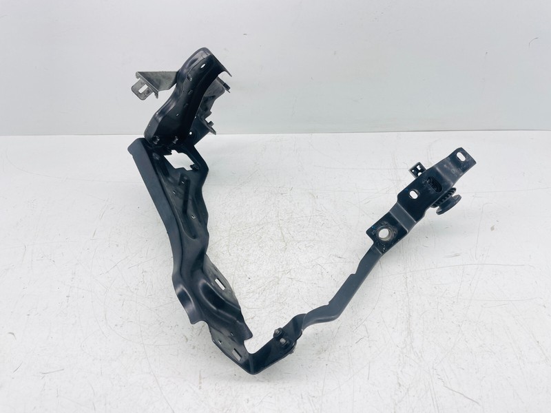 07-14 MERCEDES C250 W204 Right Side Headlight Bracket Support Frame OEM