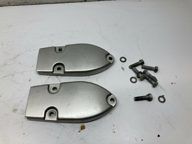 R3c Honda Lower Mounting Housing50111-ZW1-000ZA1997 75 90 HP