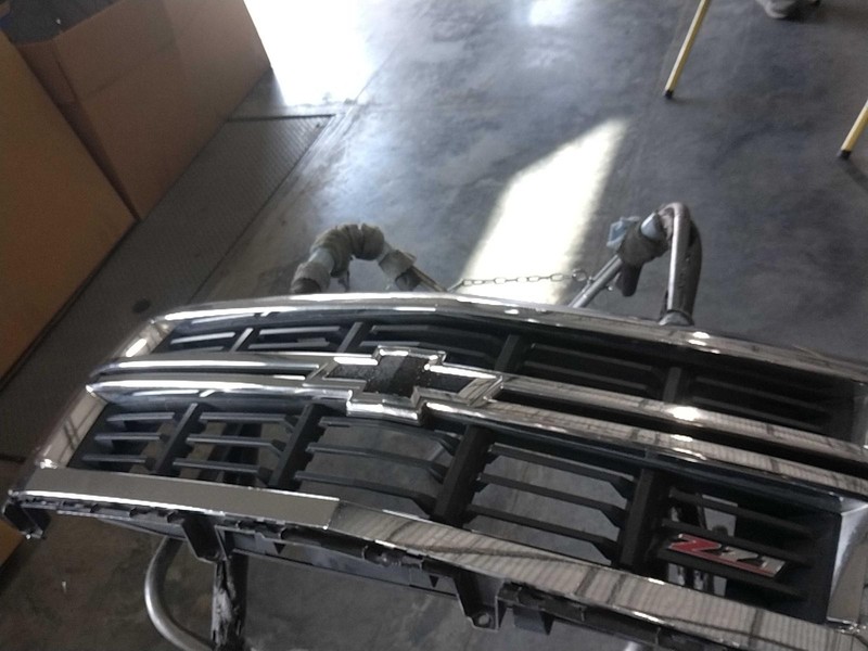 2015 Chevrolet Silverado 1500 Grille Black OEM 23173539 Used 134k Miles