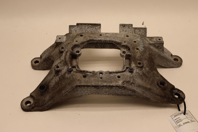 2015-2018 PORSCHE MACAN S AUTOMATIC TRANSMISSION SUPPORT BRACE CROSSMEMBER OEM