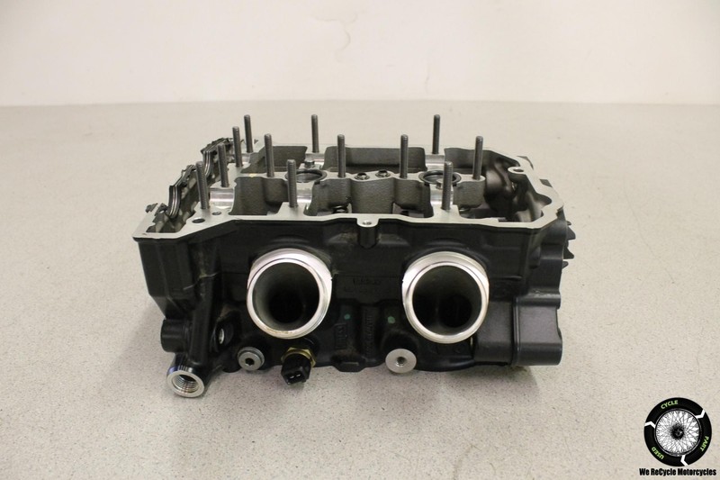 2015 BMW F800GT ENGINE TOP END CYLINDER HEAD ASSEMBLY GT 650 R 15