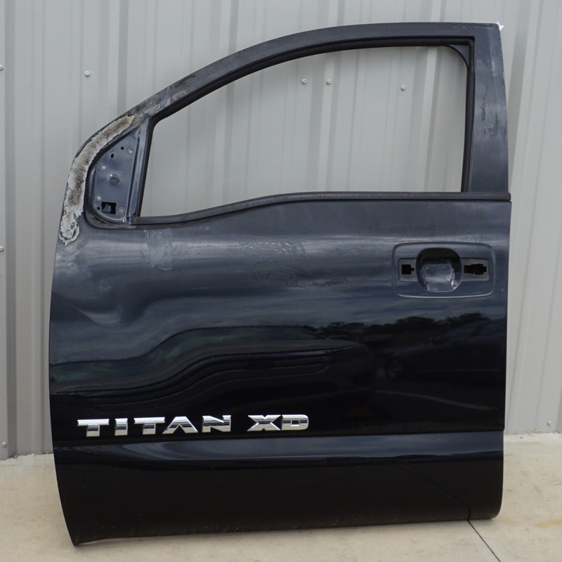 2018 - 2024 NISSAN TITAN XD FRONT LEFT DOOR SHELL COVER PANEL OEM