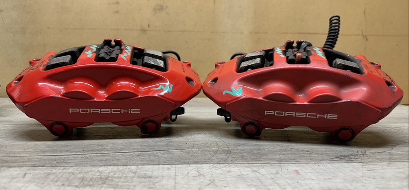 2008 - 10 PORSCHE CAYENNE TURBO RED REAR CALIPERS BREMBO LR RR OEM SET