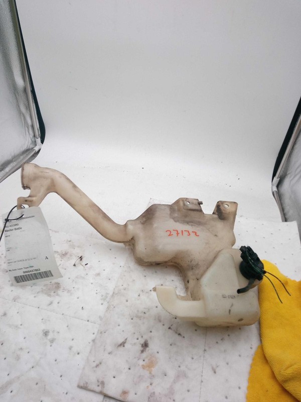 Used Washer Fluid Reservoir fits: 2011 Honda AccordGrade C