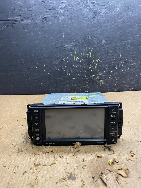 2008 2013 Jeep Dodge Chrysler Screen Display CD Player Satellite Radio Z7558 DG