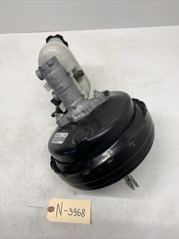 14 Tesla MS Power Brake Booster Master Cylinder Reservoir 6008118-00-A 3968 S18
