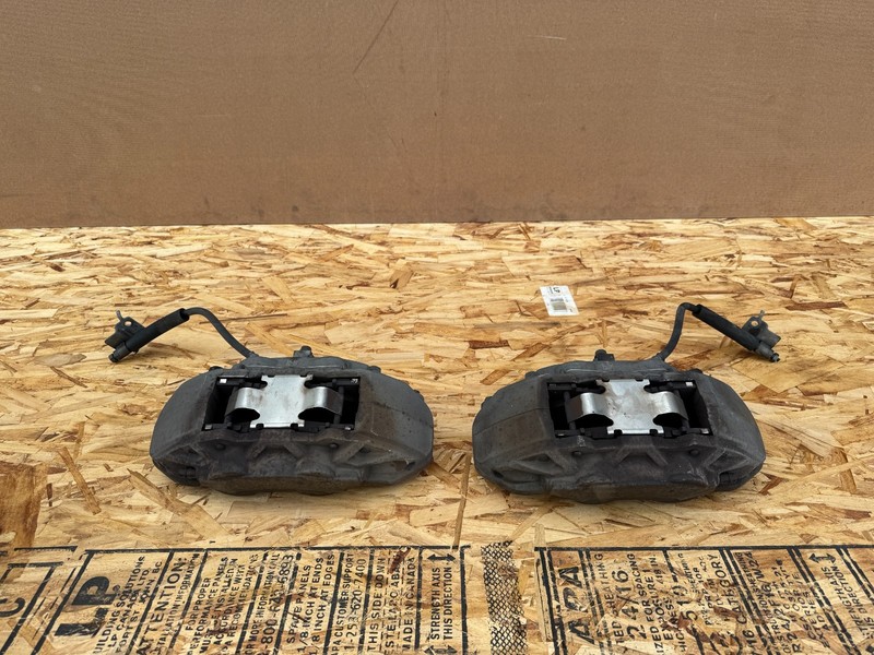 FORD MUSTANG GT 2015-2023 OEM FRONT LEFT AND RIGHT BRAKE CALIPER ASSEMBLY PAIR