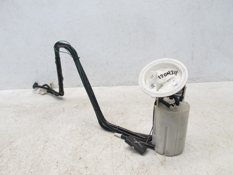 04-10 BMW E63 E64 650i 530i TANK FUEL GAS PUMP SENDING UNIT ASSEMBLY OEM 120424