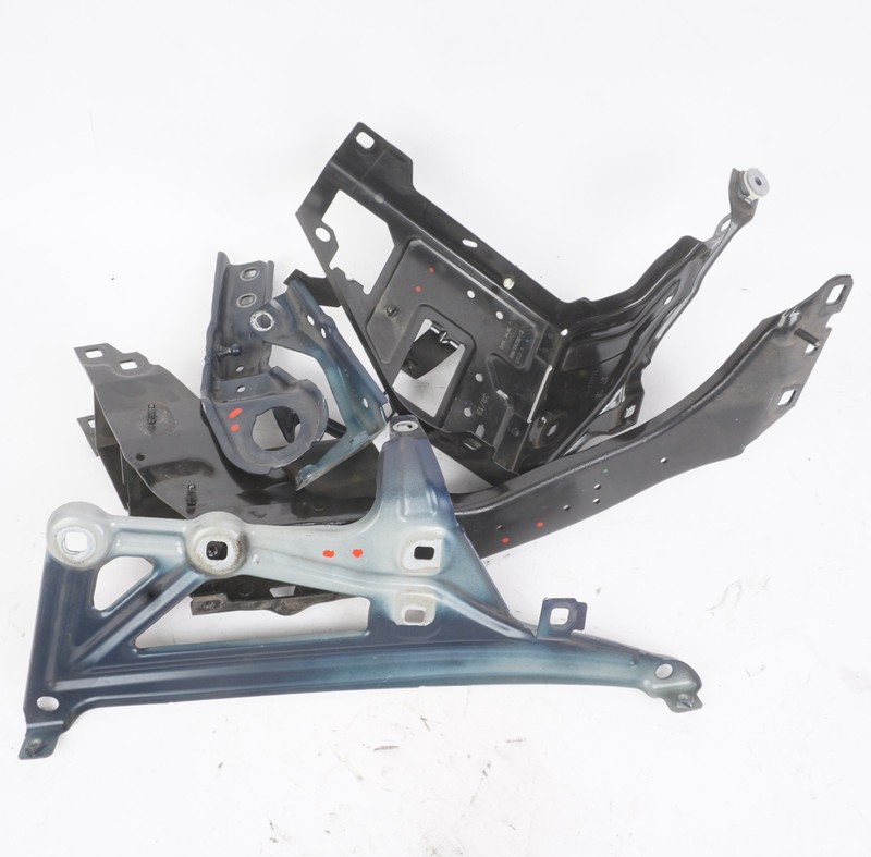 2016 - 2022 BMW X1 F48 Front Right Fender Holder Brackets Set OEM