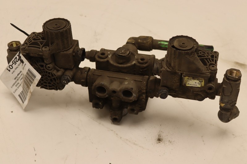 2019-2023 VOLVO VNL 860 / MACK BENDIX ABS RELAY VALVE MODULATOR T-5019505 OEM