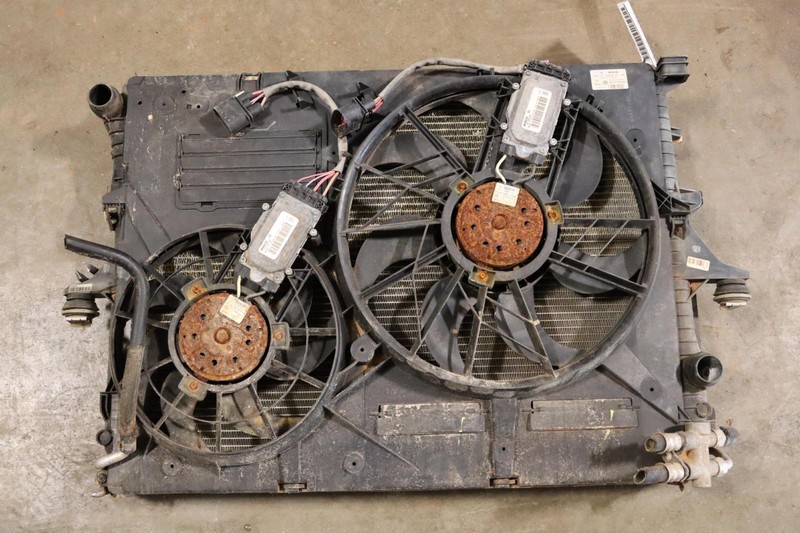 2009-2015 AUDI Q7 S LINE 3.0L GAS RADIATOR CONDENSER COOLER COOLING FAN ASSY OEM