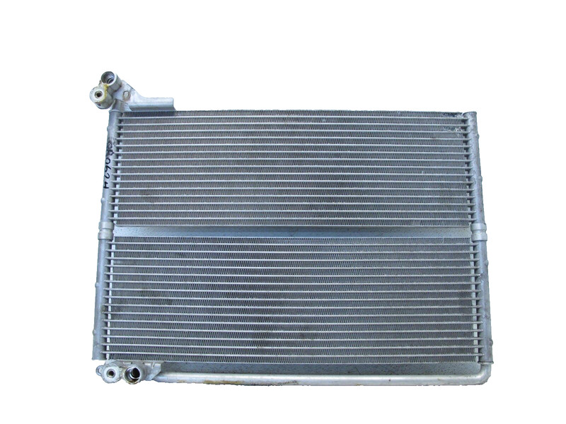 π 04-10 BMW E65 E60 650i 745i 750i 525i 530i 550i M5 M6 A/C AC AIR CONDENSER