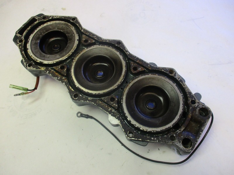 6J9-11111-00-94 Yamaha Outboard Cylinder Head & Head Cover for 150 HP 1987-1993