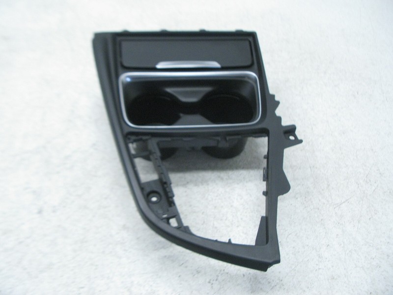 12-18 BMW F30 320i M3 F36 430i M4 CENTER CONSOLE STORAGE CUP HOLDER TRIM 030623